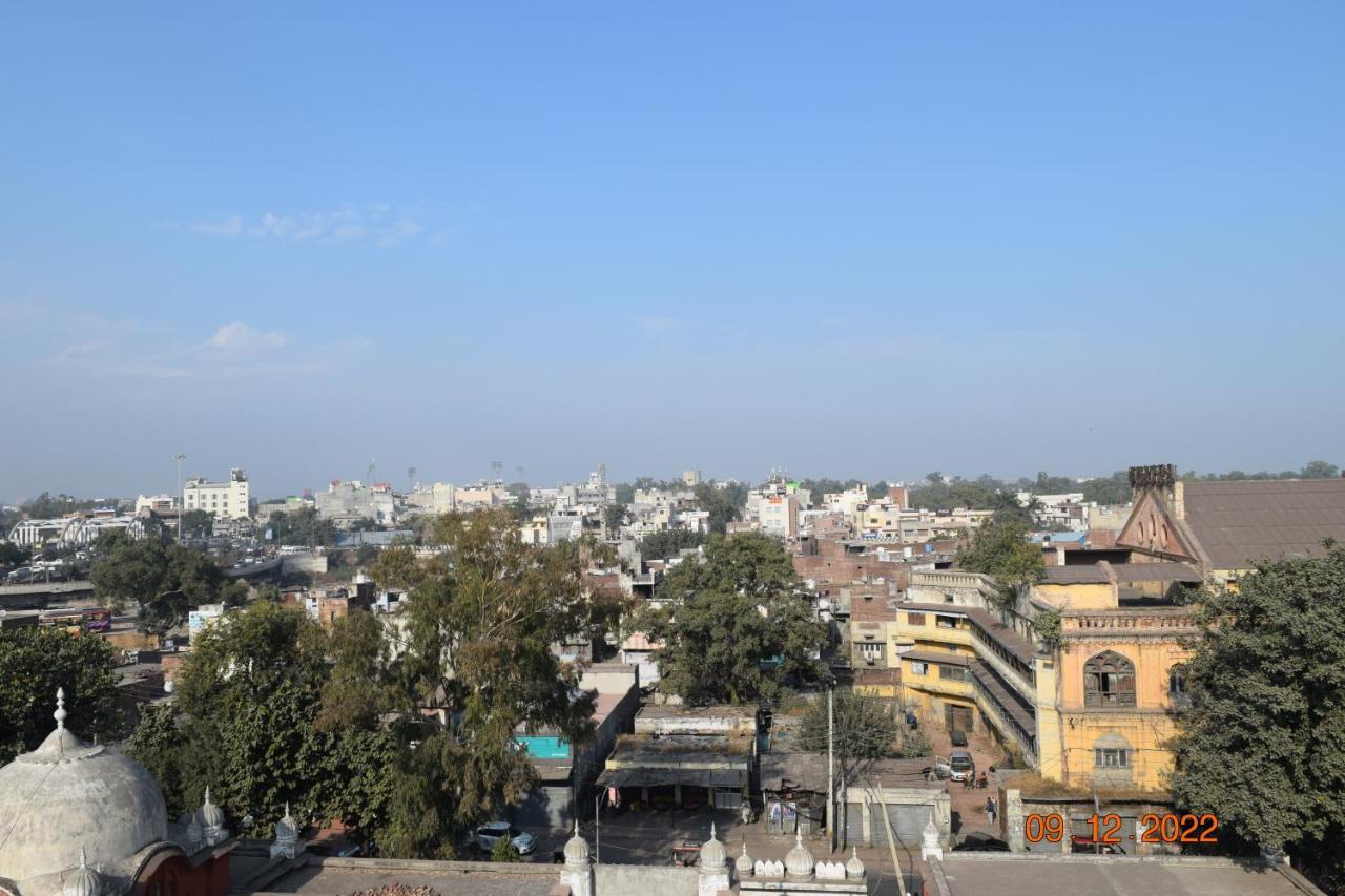 Hotel Amritara Kirpa, Amritsar Exterior foto